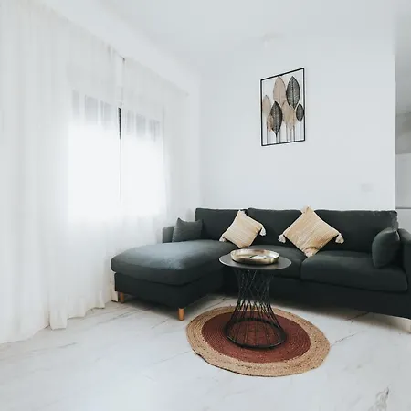 Shiny Nab Super Family Apartment