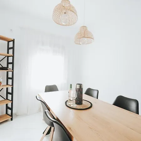Apartment Shiny Nab Super Family